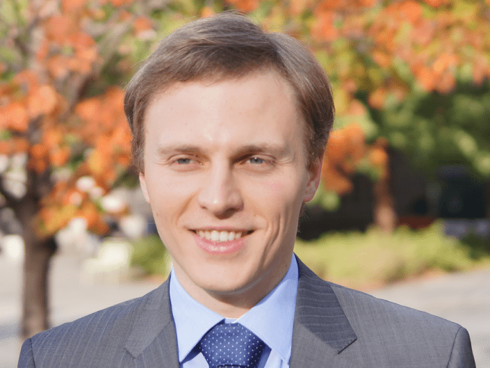 Person Head shot of Dimitry Mukhin